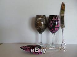 Camouflage bride and groom wine glasses and serving set
